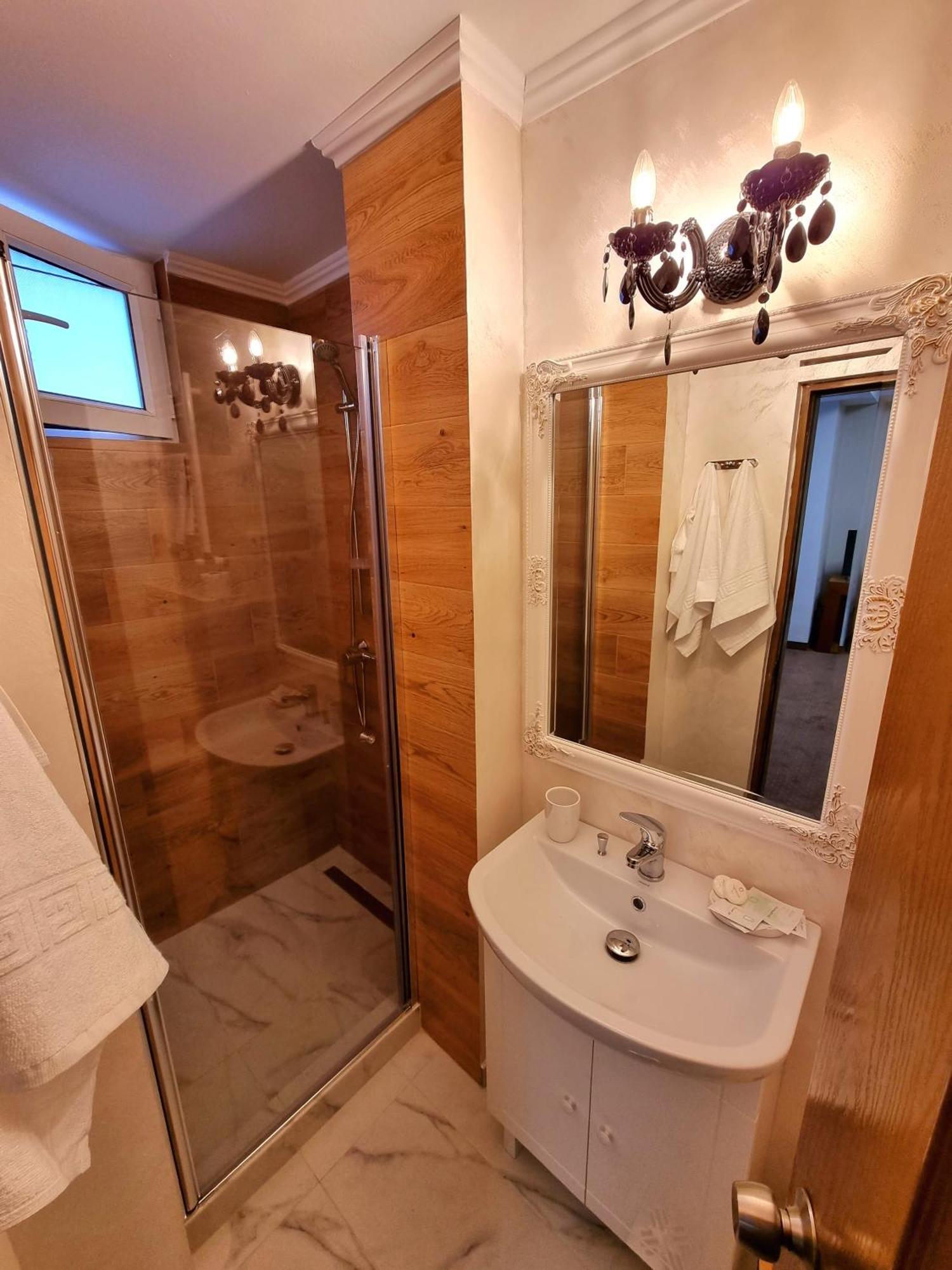 Vila Central Констанца Стая снимка