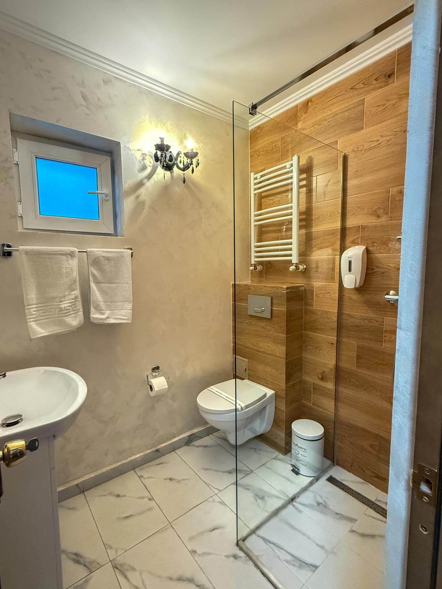 Vila Central Констанца Екстериор снимка